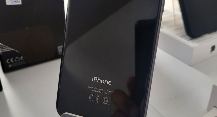 Iphone 8 – 64gb neverlocked